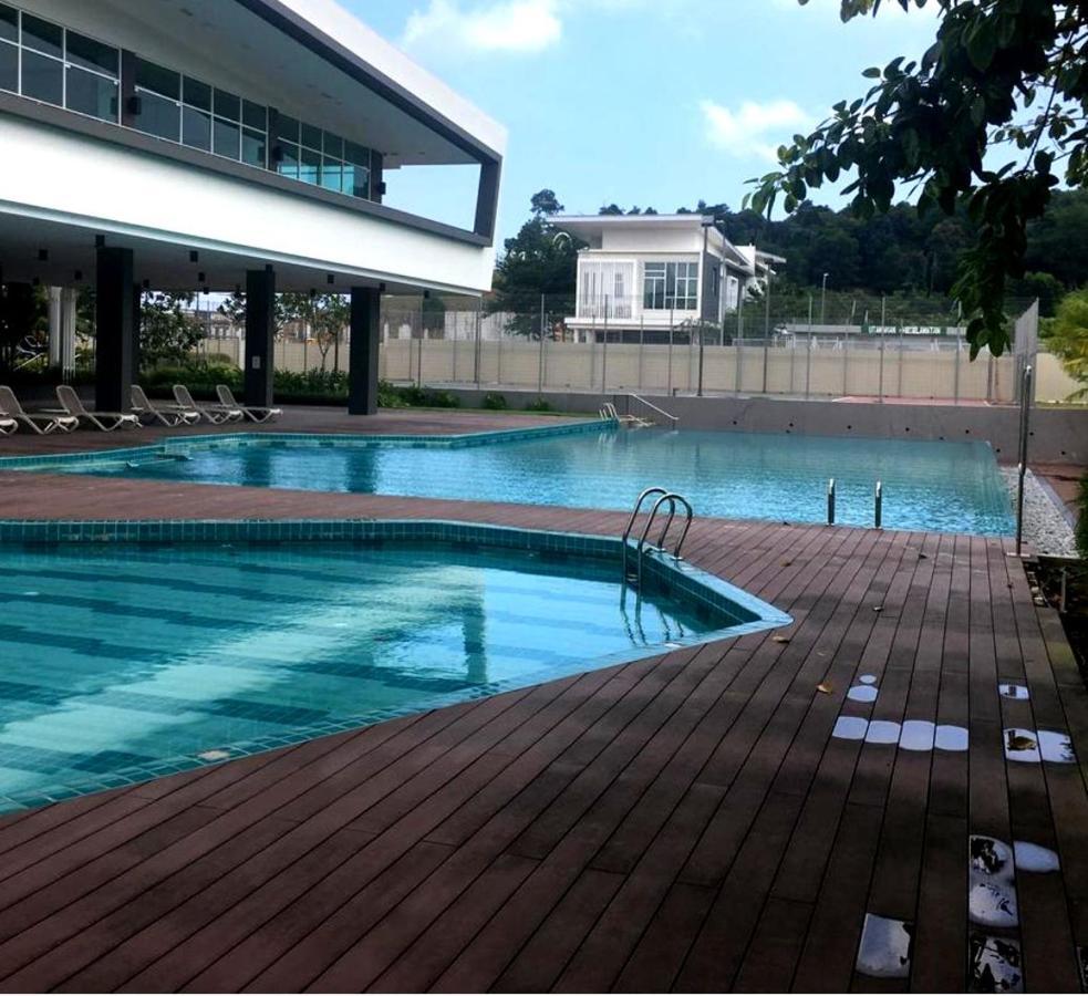 Johor Desaru Beach Bungalow Villas Kangkar Chemaran Экстерьер фото
