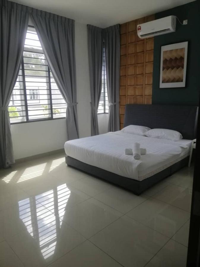 Johor Desaru Beach Bungalow Villas Kangkar Chemaran Экстерьер фото