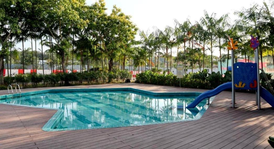 Johor Desaru Beach Bungalow Villas Kangkar Chemaran Экстерьер фото