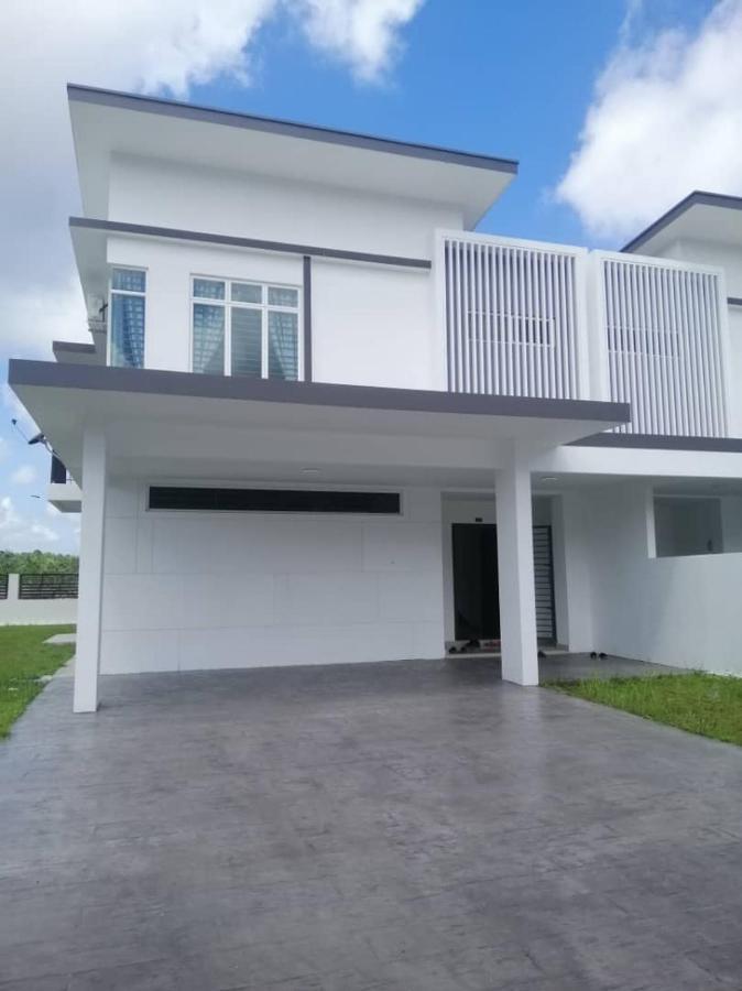 Johor Desaru Beach Bungalow Villas Kangkar Chemaran Экстерьер фото