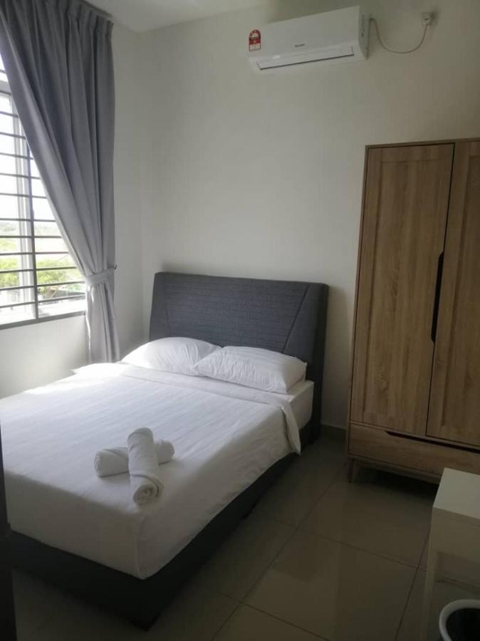 Johor Desaru Beach Bungalow Villas Kangkar Chemaran Экстерьер фото